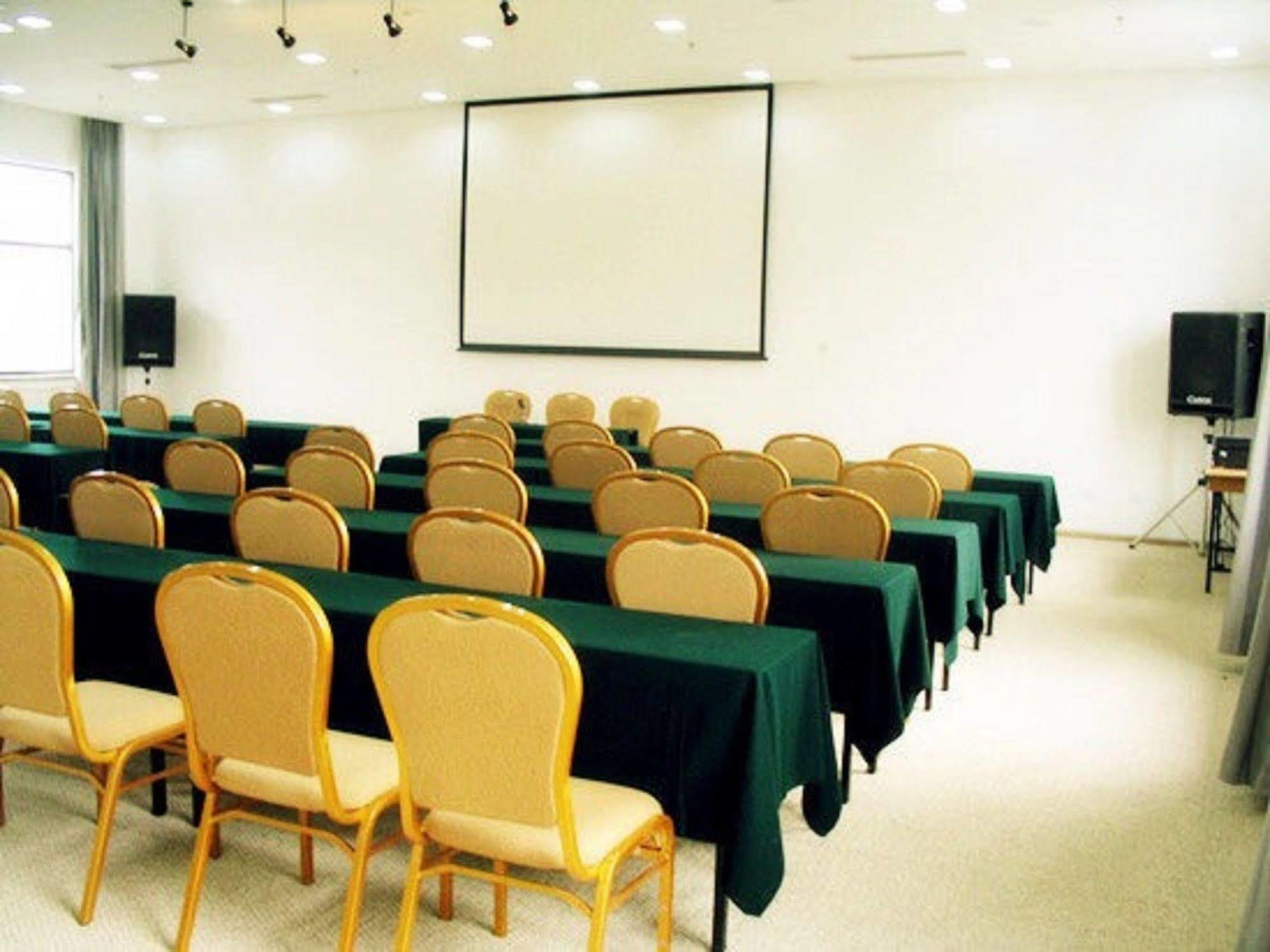 Ssaw Garden Hotel Beijing Bagian luar foto